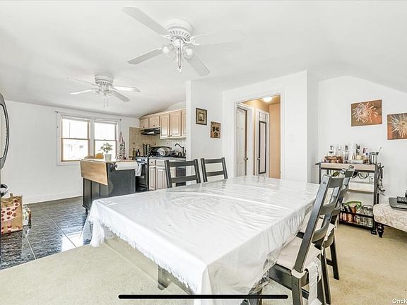 4th image of 17 Ivanhoe Dr #1