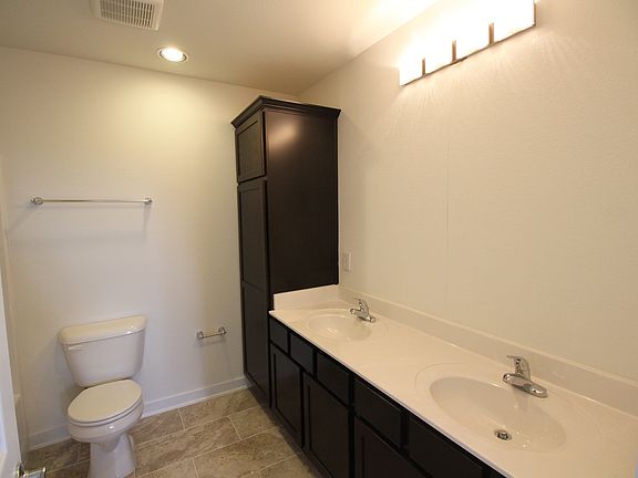 Double Vanity Master Bath