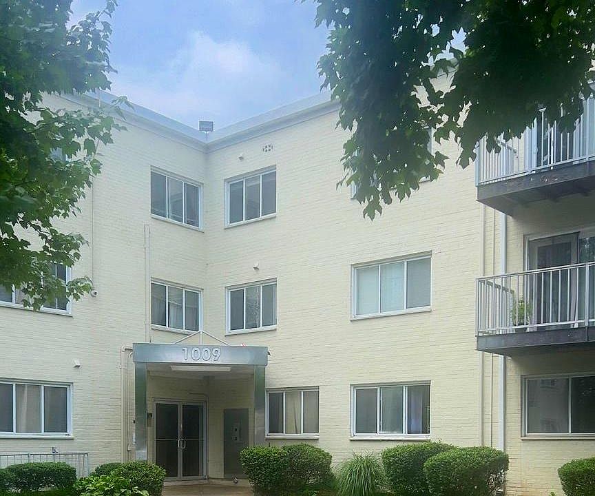 1st image of 1009 Chillum Rd APT 307