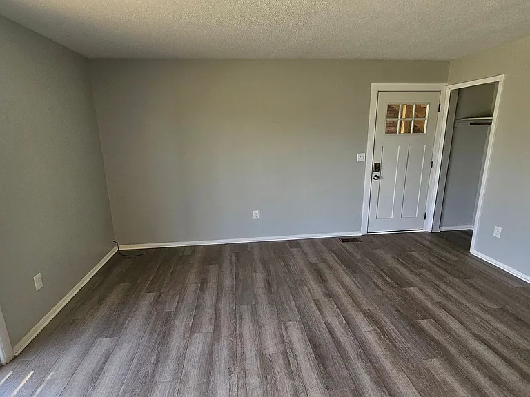 364 Gatewood Rd — Photo 8