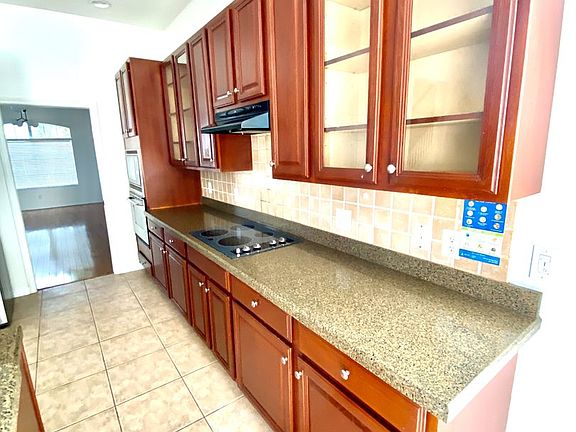 2nd image of 11403 Minaret Dr