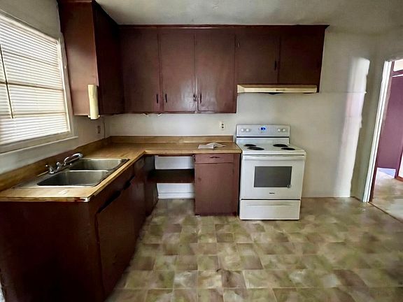 4th image of 207 58th Ave