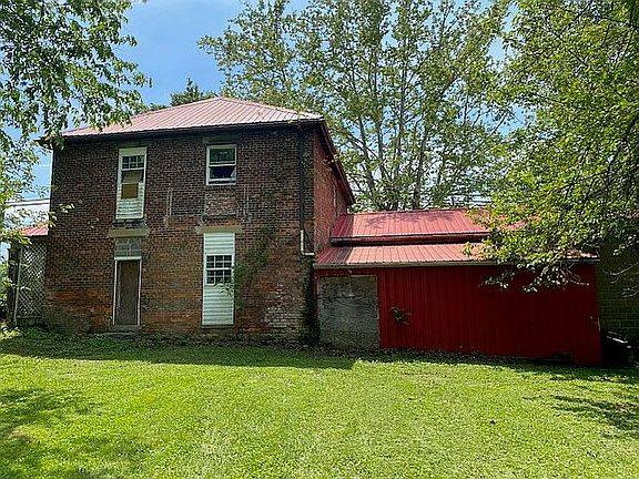 3rd image of 600 W Shelby St