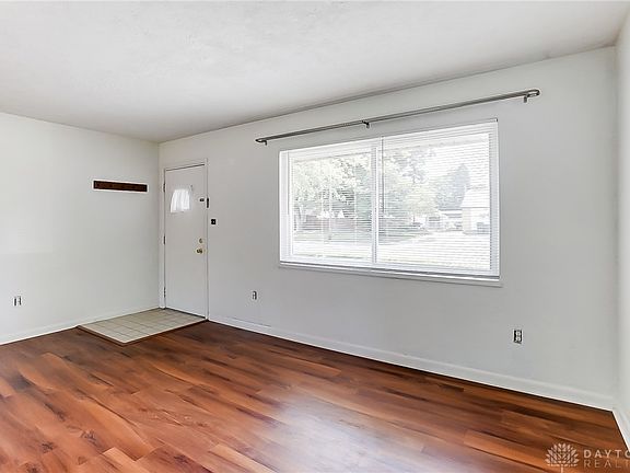 4th image of 110 Dellsing Dr