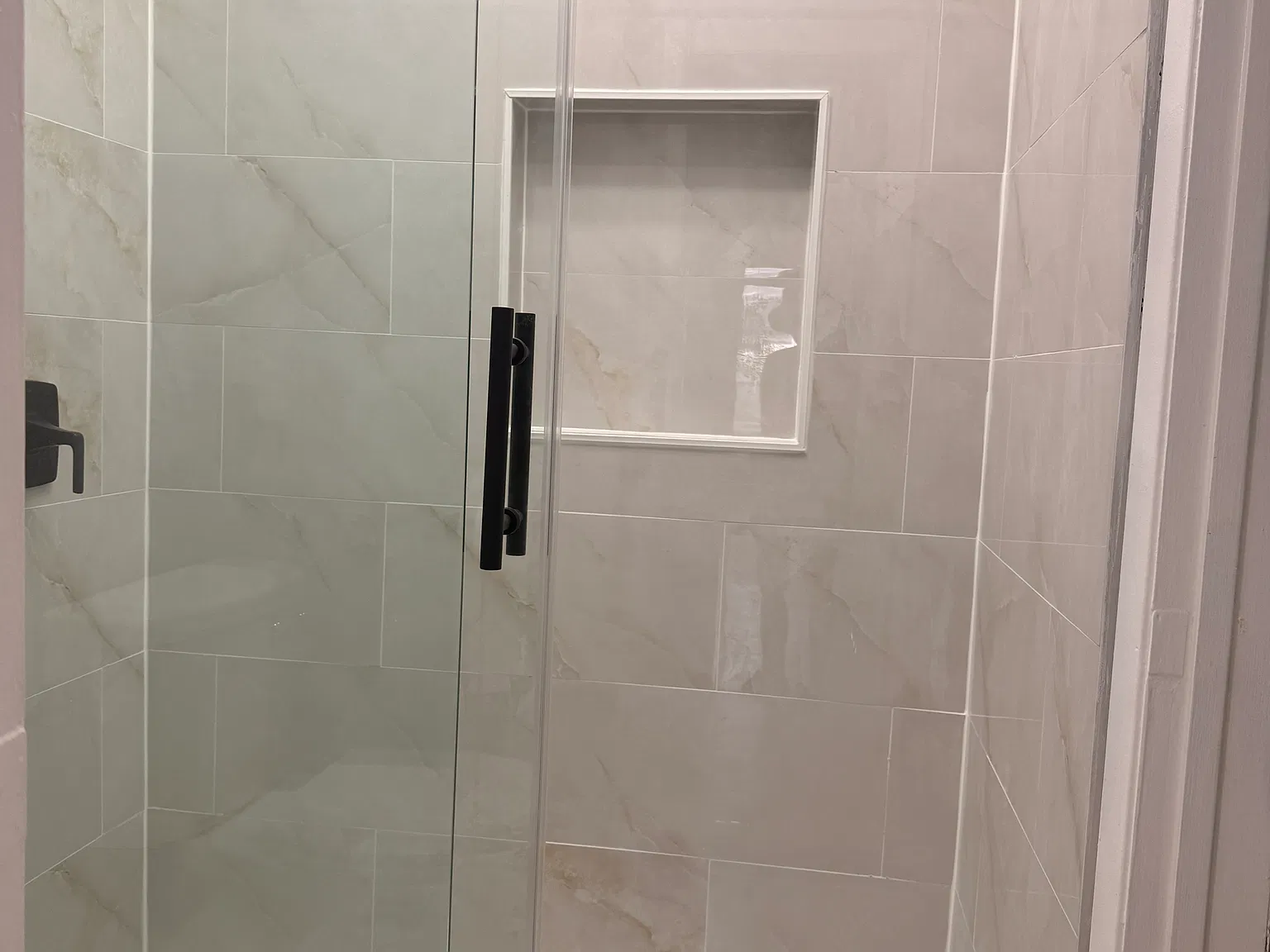 4 bed, 1379 sqft, $2,000 — Photo 4