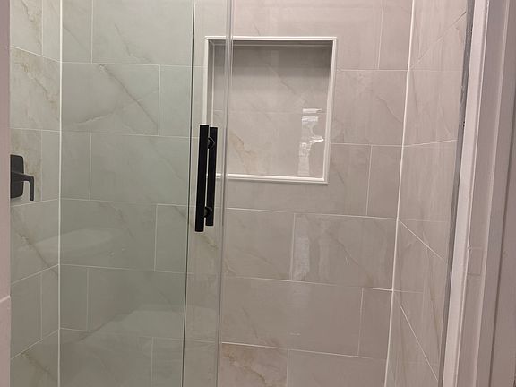 4th image of 6722 Dewcrest Dr