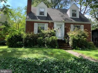 142 N Oakland St, Arlington, VA 22203
