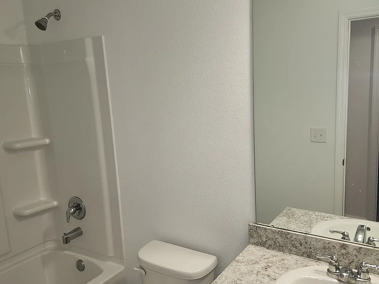 11805 Sylvia St — Photo 12