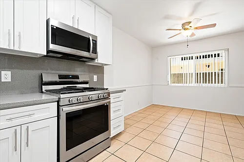 135 S Belmont St #1 Photo 1