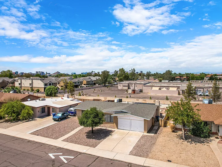 1702 E El Parque Dr — Photo 29