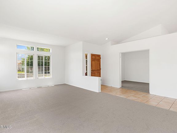 5th image of 42055 Thoroughbred Ln