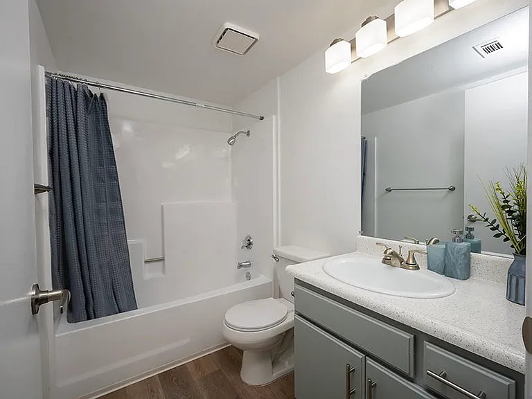 Hazelridge — Photo 11