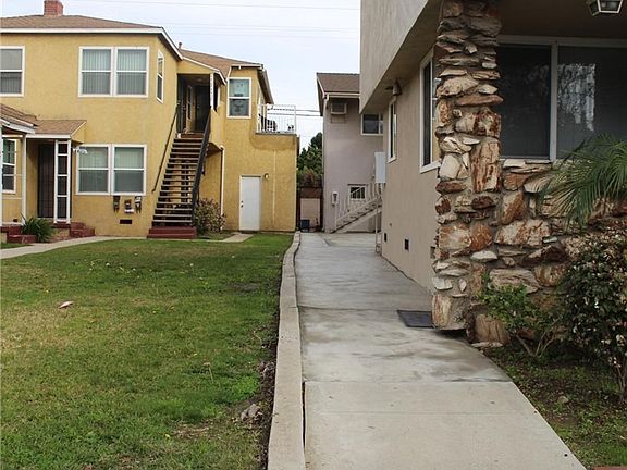 2nd image of 4426 N Lakewood Blvd APT 7