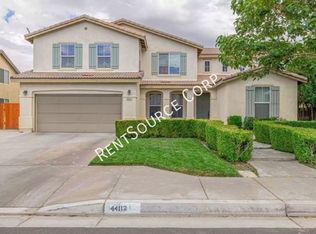 44112 Raven Ln, Lancaster, CA 93536