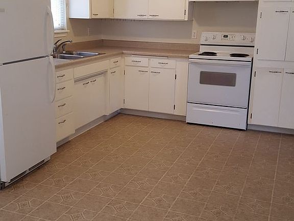 4th image of 9101 Moreland Ave SW