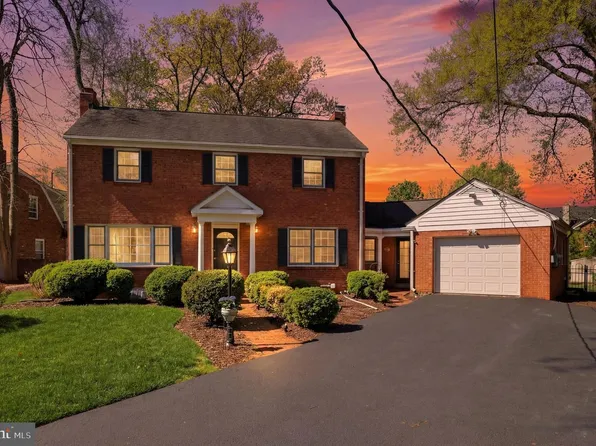 4017 Pine Brook Rd, Alexandria, VA 22310