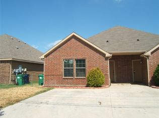 1210 Mulkey Ln, Denton, TX 76209