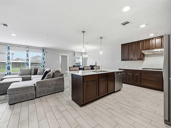 5th image of 25522 Camilla Mae Ct