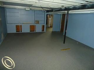 3rd image of 18638 Delaware Ave