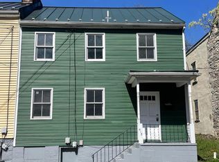 413 S Braddock St, Winchester, VA 22601