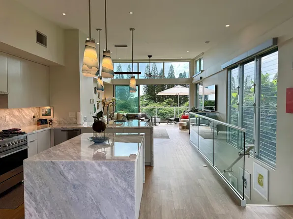 197 Holokahiki Ln #104, Kihei, HI 96753