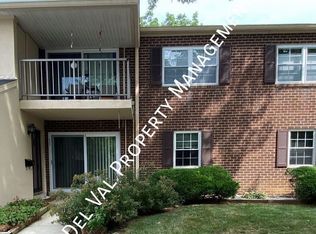 140 Old Forge Xing, Devon, PA 19333