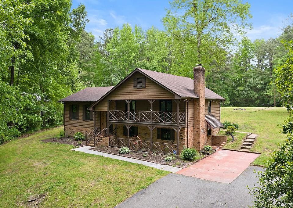 1st image of 6000 Surrywood Dr