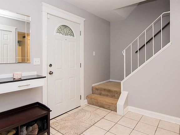 3rd image of 2643 Foster Ave