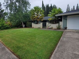 1963 Camellia Ave, Medford, OR