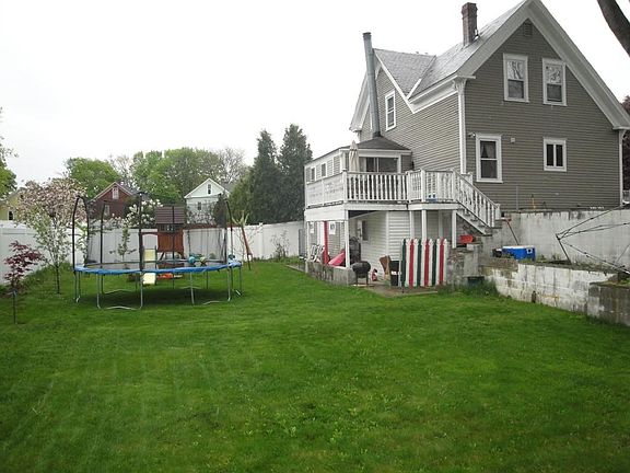 3rd image of 777 Westford St