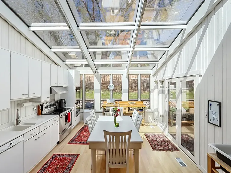 222 Ridge Rd — Photo 3