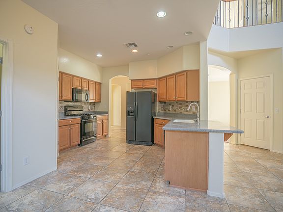3rd image of 4316 W Judson Dr
