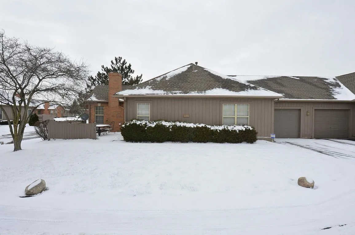 2393 Hooverside Ln photo 1