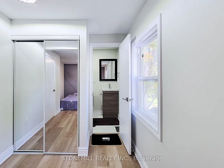 727 College Ave — Photo 37