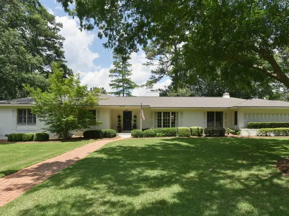 2405 Pheasant Dr, Albany, GA 31707