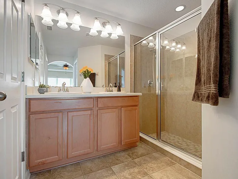 7142 Forest Mere Dr — Photo 9