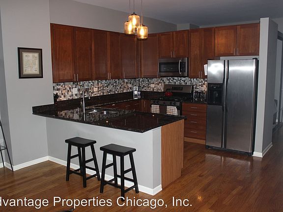 2nd image of 340 W Superior St APT 704