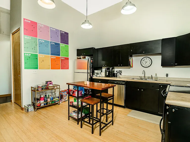 213 N Walnut St #1-3-4 — Photo 13
