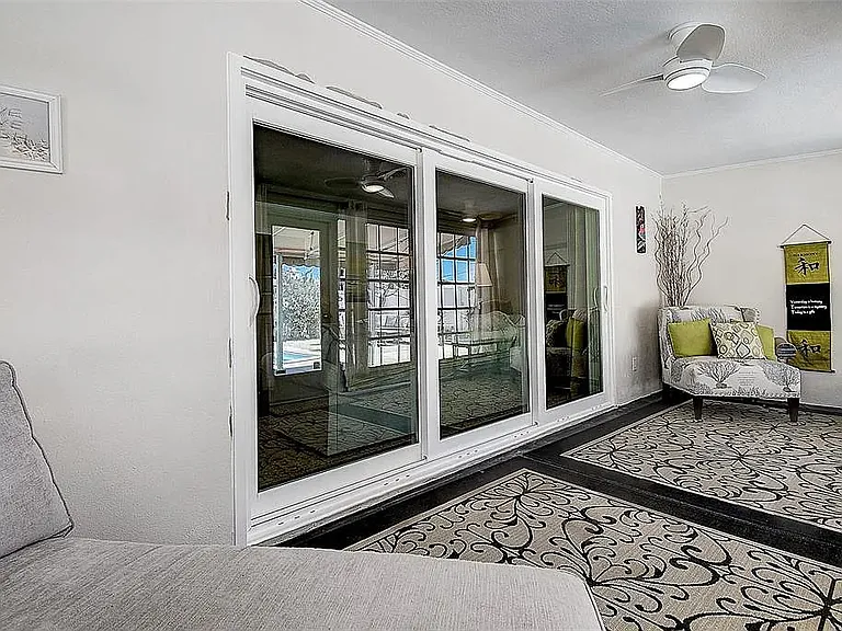 2800 E Vina Del Mar Blvd — Photo 17