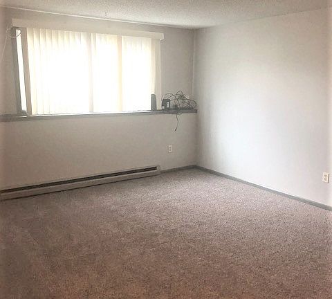 2nd image of 386 Westchester Sq S #4