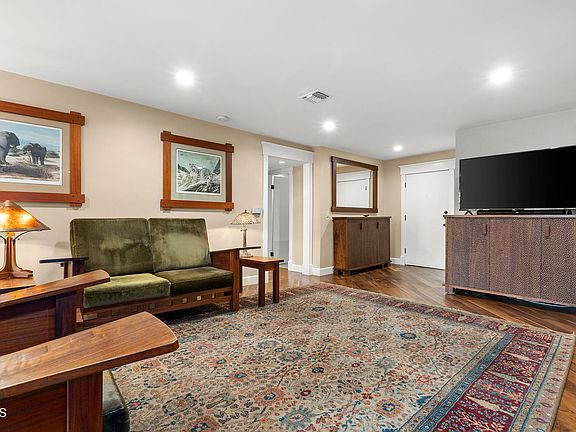 3rd image of 382 E California Blvd APT 106