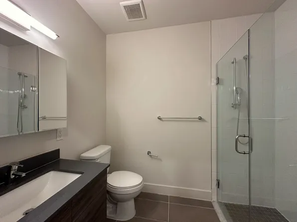 400 Claremont Avenue image 122 of 130