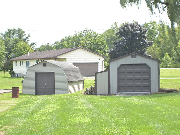 1160 Forest Hill Rd — Photo 13
