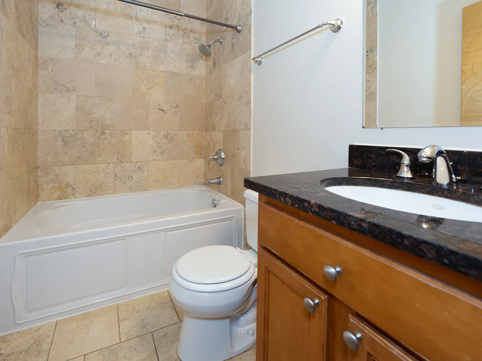 1118-28 E. Hyde Park Blvd. — Photo 3