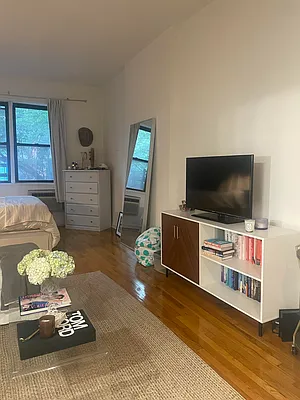 Rented by Corcoran | media 1