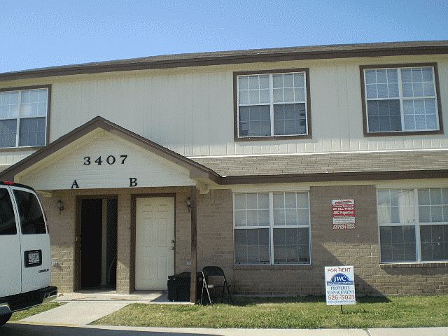 1st image of 3407 Barcelona Dr APT B