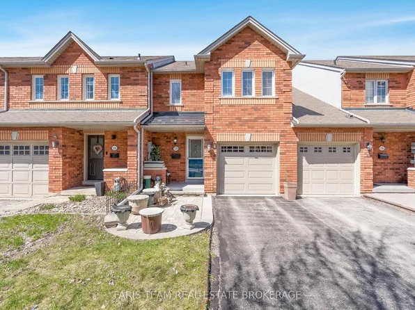 128 Holgate St, Barrie, ON L4N 2T9
