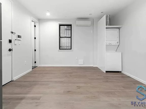 2nd image of 979 E 34th St #2L