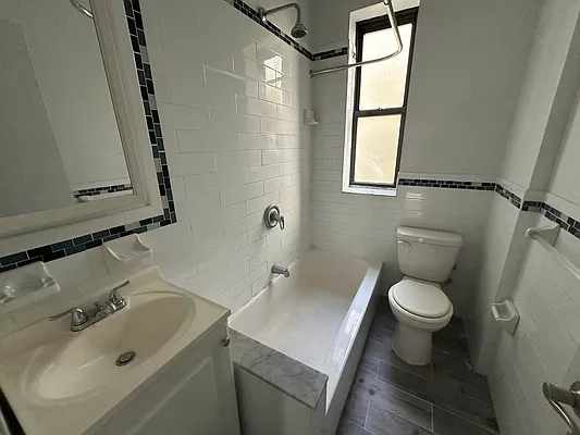 Rented by Voro Purple LLC | media 8