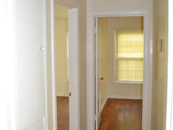 3rd image of 4336 Boren Ave